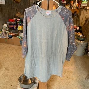 LuLaRoe Shirt baseball t